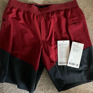 Men’s board shorts